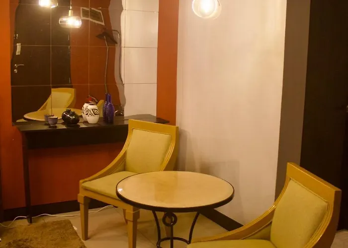 Manhattan Parkway Araneta U7i
